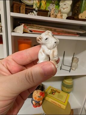 Ceramic Scottie Mini Vintage Figurine